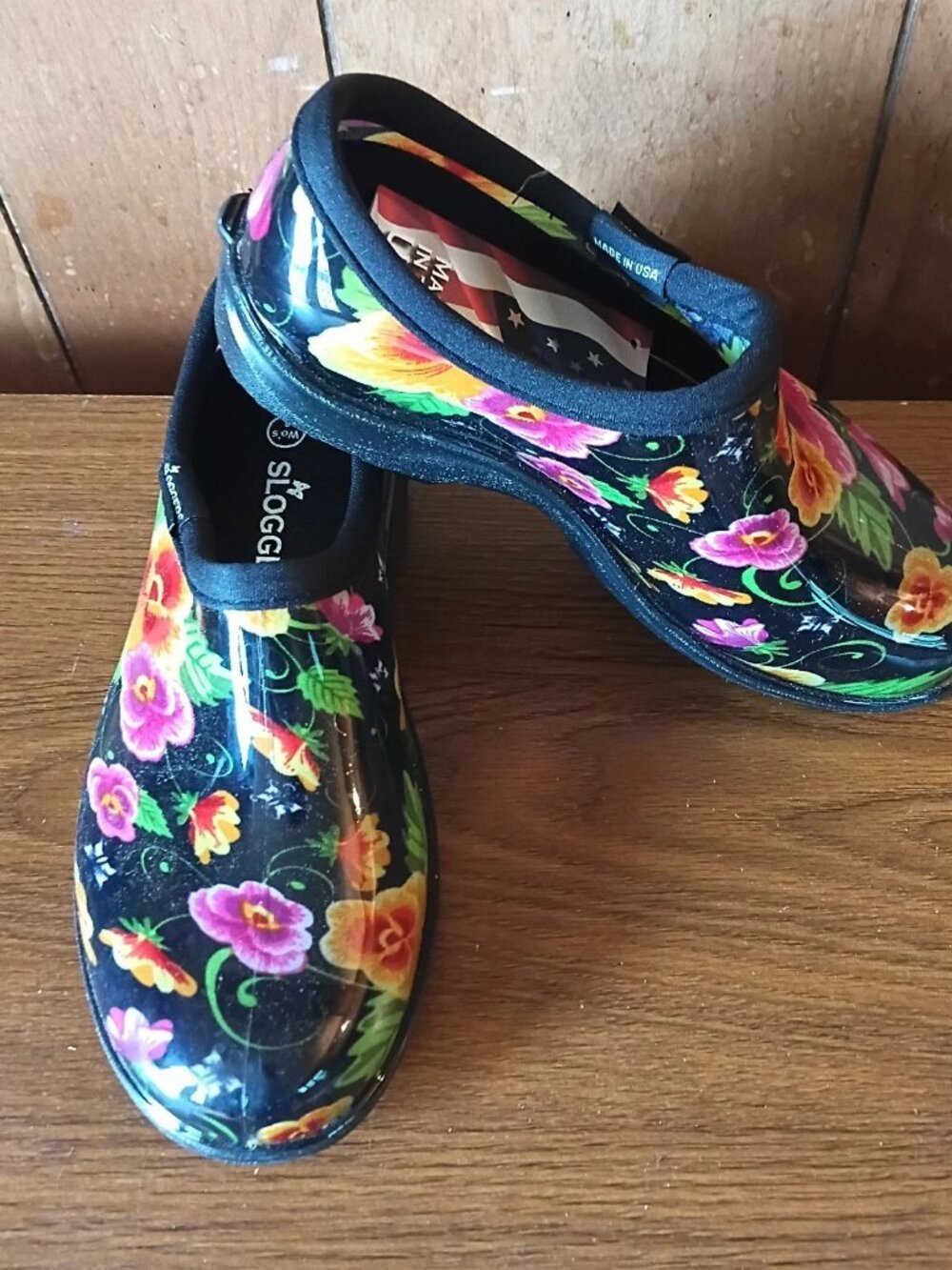 Sloggers Floral Garden Clogs – Women's Size 6 – New